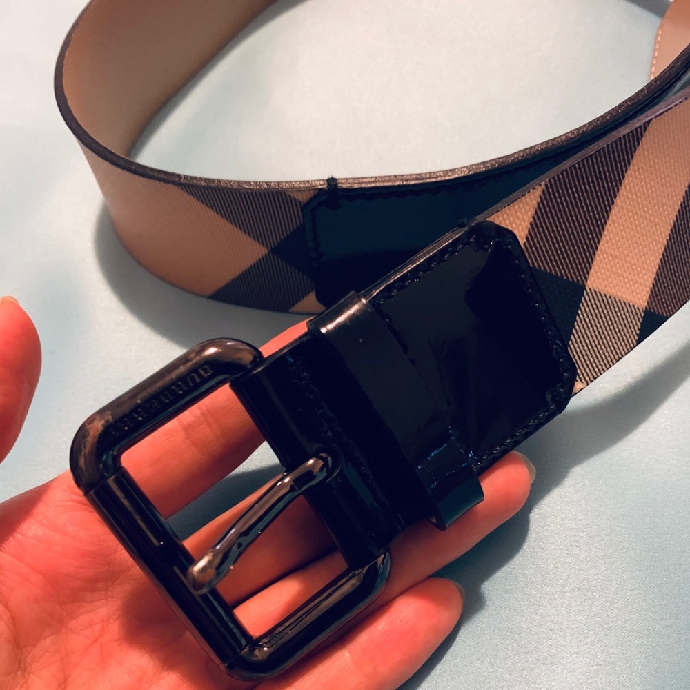 Burberry black leather nova check belt - Picture 3 of 16